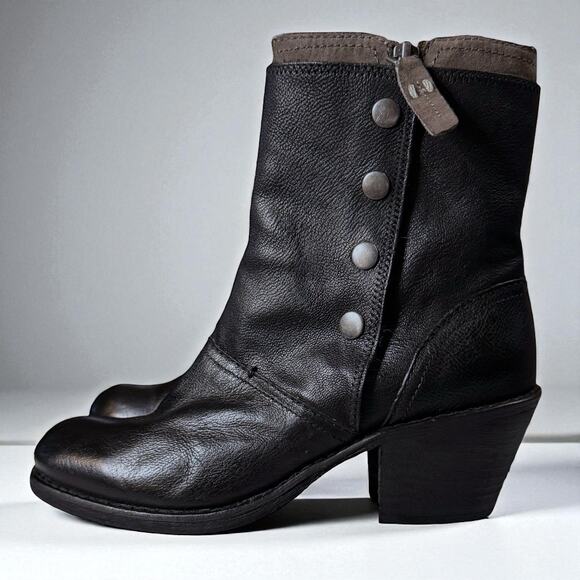 Luxury Rebel Ankle Boots Womens Black Leather Side Button Zip Steampunk Sz 37.5 - Picture 1 of 10
